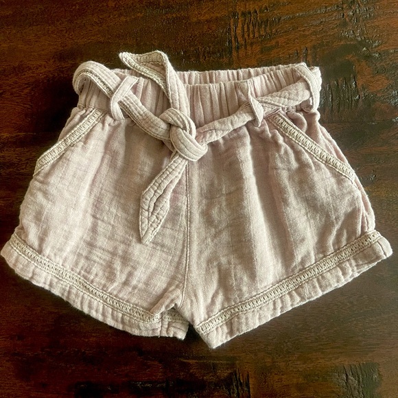 Jamie Kay Other - Jamie Kay Organic Cotton Muslin Light Mauve Belted Shorts 3y